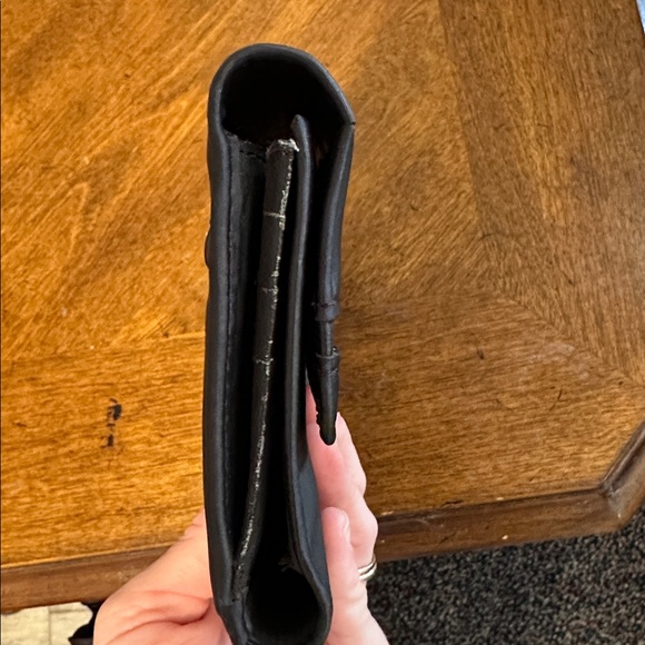 Ami Black Women’s Trifold Wallet - Picture 10 of 11